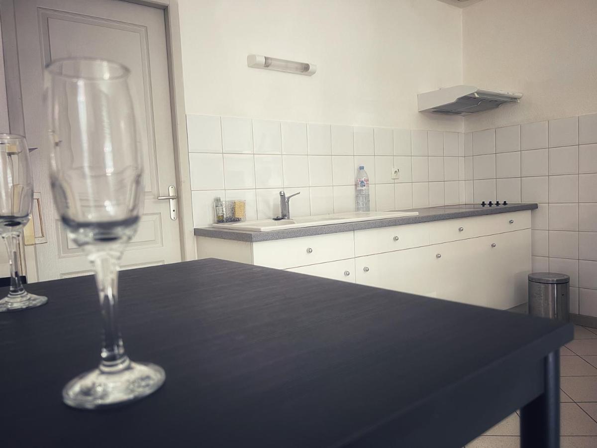 Superbe Studio Apartment แซงตรองเดร-เดอ-คุบแซก ภายนอก รูปภาพ