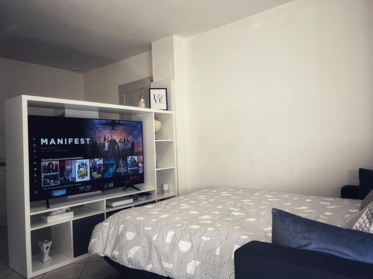 Superbe Studio Apartment แซงตรองเดร-เดอ-คุบแซก ภายนอก รูปภาพ